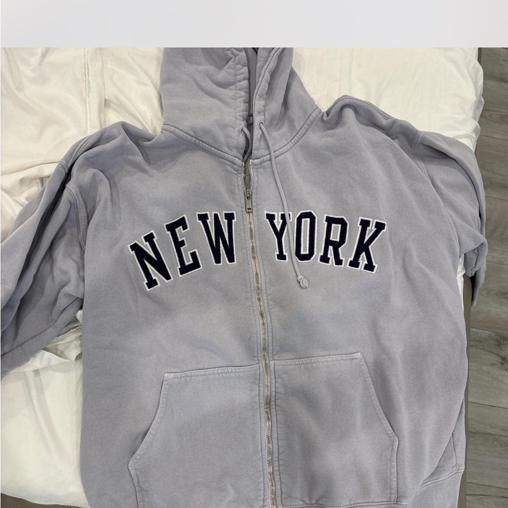 Brandy Melville Gray New York Hoodie